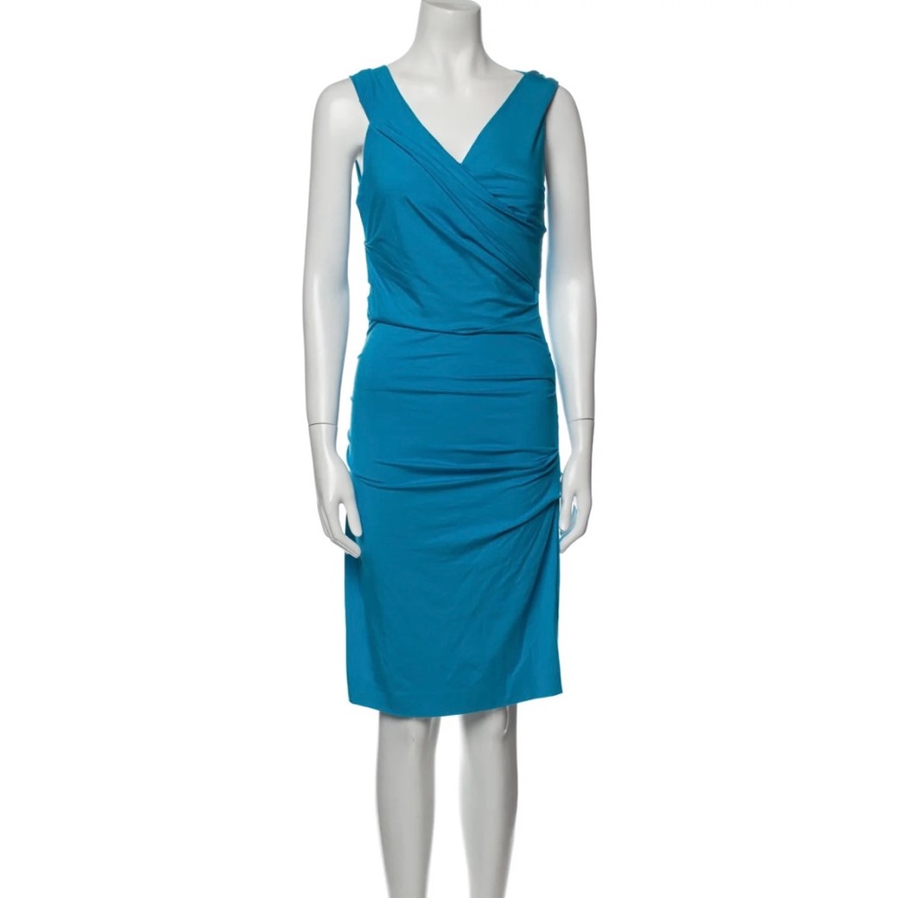 Diane Von Furstenberg V Neck Mini dress size small